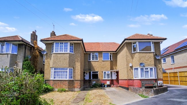 48 Berkeley Cl, Ruislip HA4 6LE