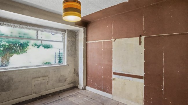 48 Berkeley Close, Ruislip, Middlesex, HA4 6LE 7