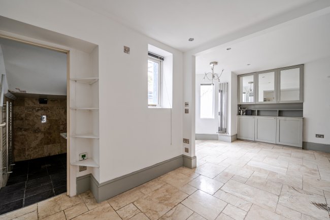 Flat 1, 28 Lower Addison Gardens, Holland Park, London, W14 8BQ 7
