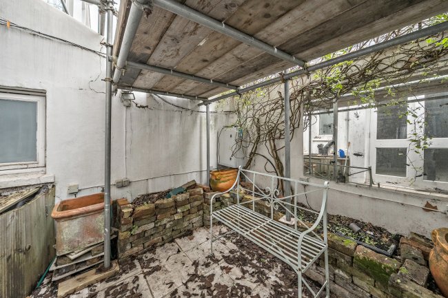 Flat 1, 28 Lower Addison Gardens, Holland Park, London, W14 8BQ 7