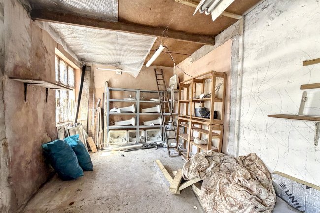 Porthmeor, Newport, Pembrokeshire SA42 0TD 8