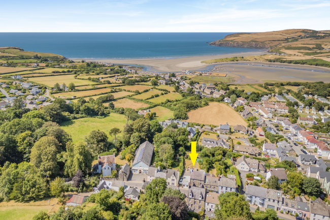 Porthmeor, Newport, Pembrokeshire SA42 0TD 8