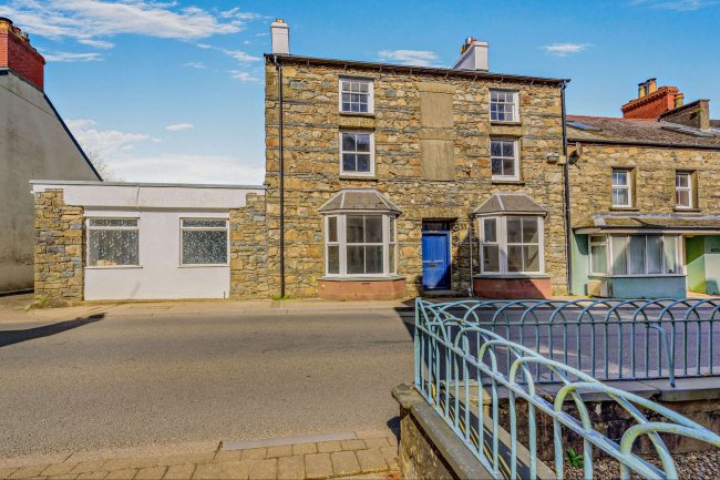 Porthmeor, Newport, Pembrokeshire SA42 0TD 6