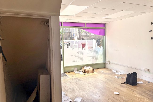 375 High Road, Ilford, London IG1 1TF 7
