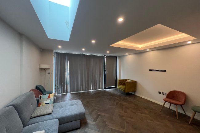 2 Porteus Apartments, 75 Britannia Road, London, SW6 2JR 10