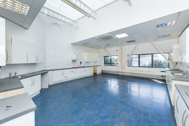 Adult Education Centre, 32 - 46 King Street, Alfreton, Derbyshire DE55 7DQ 2