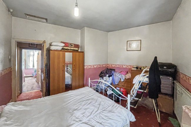 60 Catherine Street, Elland, West Yorkshire, HX5 0JB 8