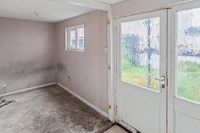 6 Methuen Way, Corsham, Wiltshire, SN13 0EA 9