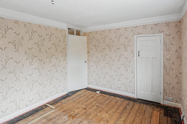 3 Bremhill View, Calne, Wiltshire, SN11 9EE 10