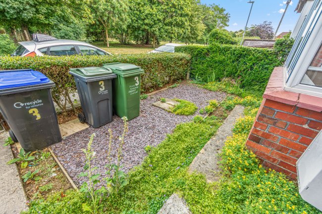 3 Bremhill View, Calne, Wiltshire, SN11 9EE 10
