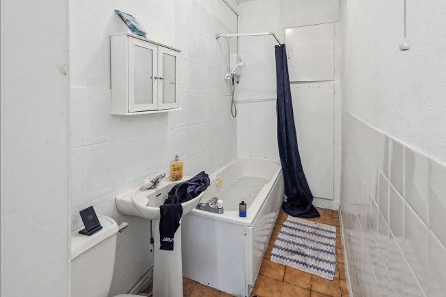 26 Ramshill Road, Scarborough, YO11 2QF 9
