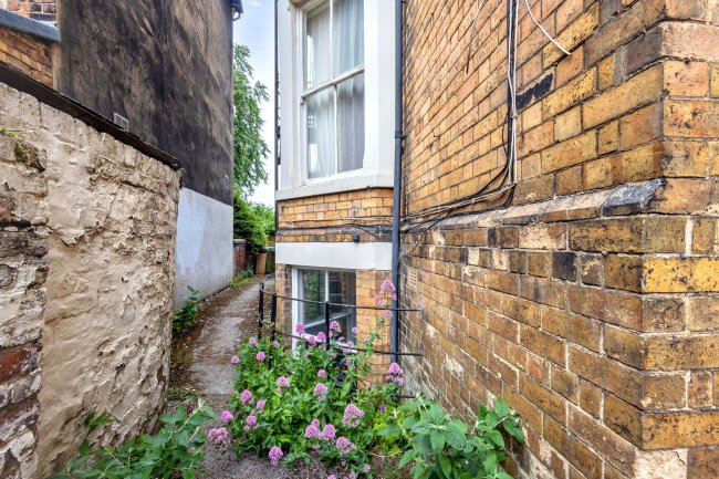 26 Ramshill Road, Scarborough, YO11 2QF 9