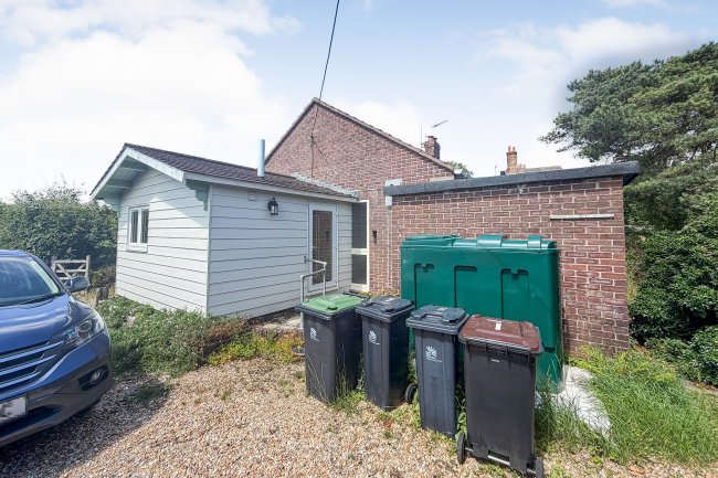 1 & 2 Bungalow, Green Lane, Ashmore, Salisbury, Dorset, SP5 5AQ 1