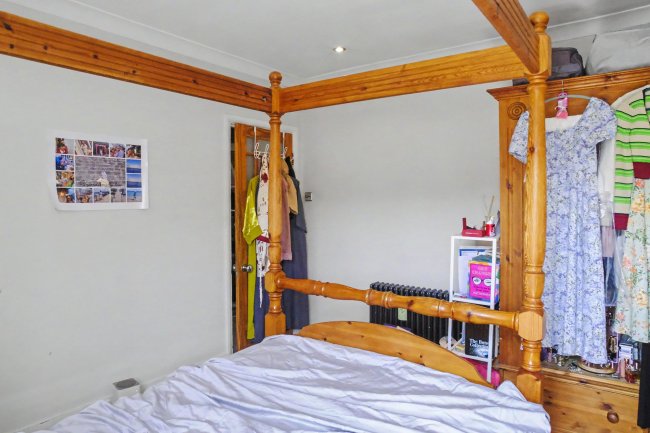 62 Oaklands Road, Hanwell, London, W7 2DU 1