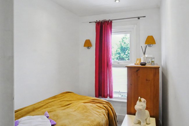 62 Oaklands Road, Hanwell, London, W7 2DU 1