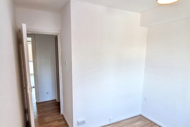 Flat 30, Highland Court, 87 Gordon Road, South Woodford, London, E18 1RE 6