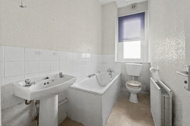 Flat A, 68 Rattray Road, Brixton, London SW2 1BE 4