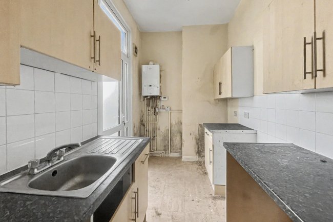 Flat A, 68 Rattray Road, Brixton, London SW2 1BE 4