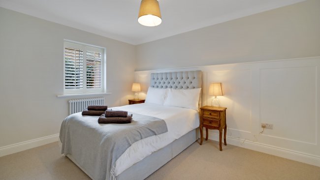 Flat 2, 10 Hermit Street, Clerkenwell, London, EC1V 7NR 2