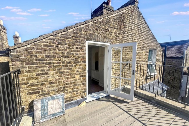 Flat 4, 52 Gleneagle Road, Streatham, London, SW16 6AF 7