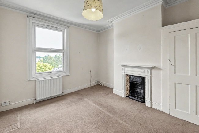 217 Mitcham Lane, Streatham, London SW16 6PS 7