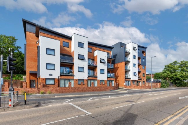 Blocks A & B, 42-46 West Wycombe Road, High Wycombe, HP11 2LW 7