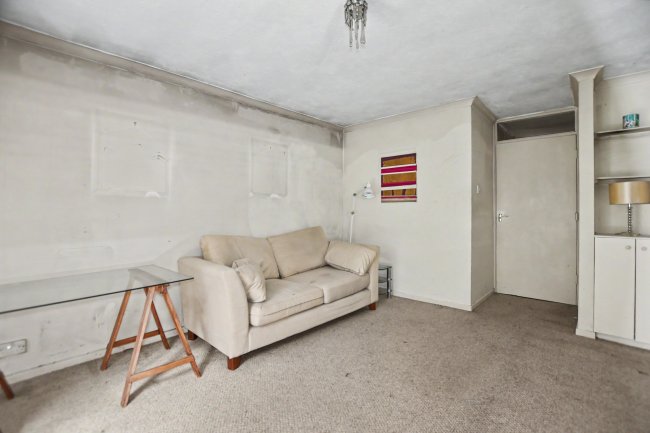 8 Sandalwood House, Longlands Road, Sidcup, Bexley, DA15 7NB 10