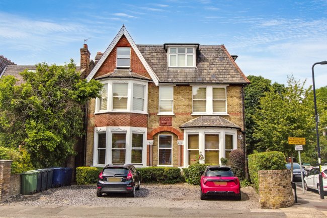 Flat 1 Inglis Court, 15 Creffield Road, Ealing, London W5 3HP 3
