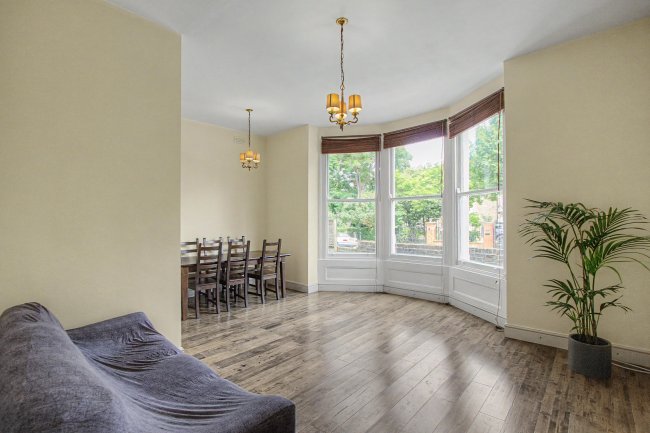 Flat 1 Inglis Court, 15 Creffield Road, Ealing, London W5 3HP 3