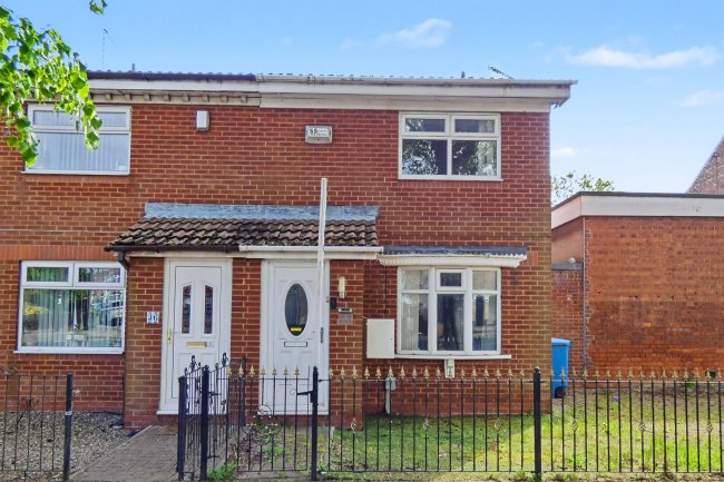 37 James Niven Court, Hull, East Riding of Yorkshire HU9 3AQ 8
