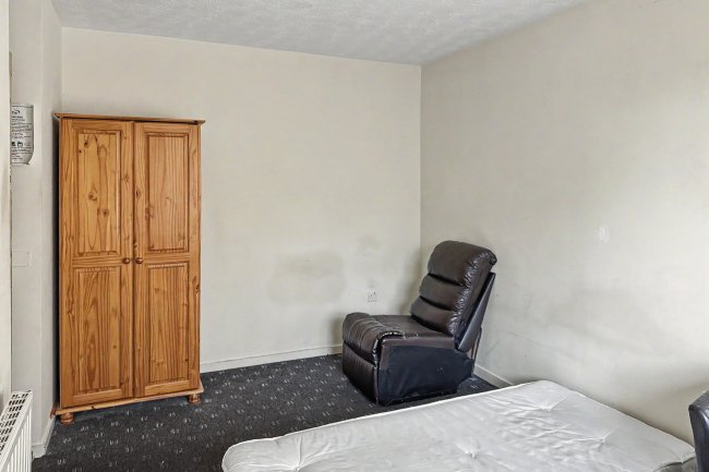 9 Camrose Croft, Balsall Heath, Birmingham, B12 9TS 1