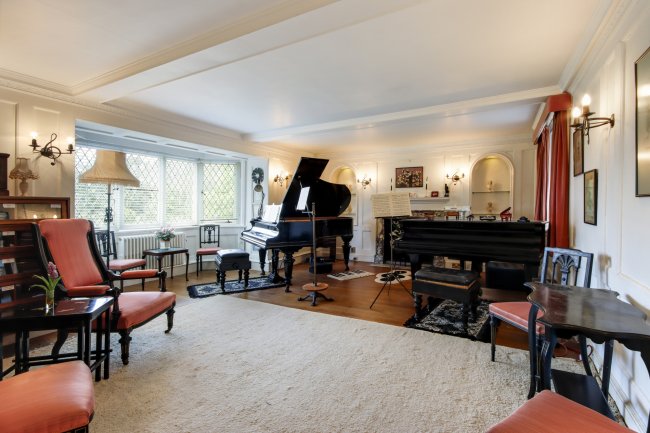 Tilton, The Stream, Catsfield, Battle, East Sussex, TN33 9BB 5