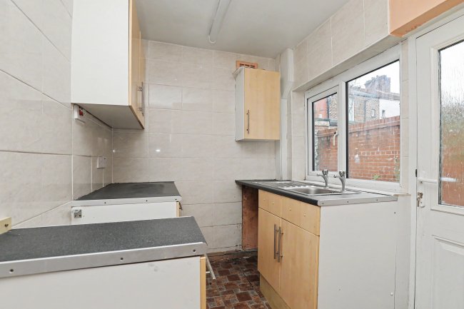 18 Shaftesbury Terrace, Old Swan, Liverpool, L13 3BD 5