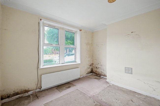 31 Canterbury Street, Newcastle upon Tyne, NE6 2JD 2