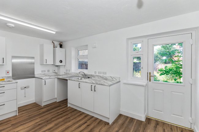 20 Croxford Gardens, Kidlington, Oxfordshire, OX5 1XB 8