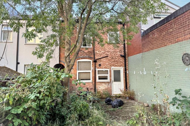 8 Pembroke Road, Birmingham, West Midlands, B12 8QG 4