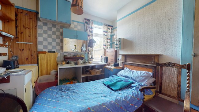 192 Victoria Road, Muswell Hill, London, N22 7XQ 1