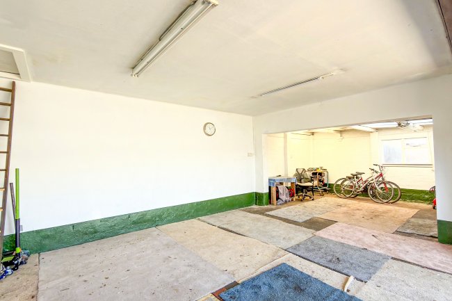 Rear of 105 High Street, Enfield, EN3 4EE 4