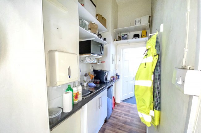 2 Church Street, Bath BA1 1NL 2