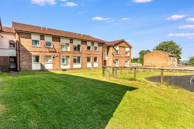 63 Waiblingen Way, Devizes, SN10 2BW 4
