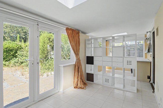 23 Alameda Way, Purbrook, Waterlooville, Hampshire, PO7 5HA 10