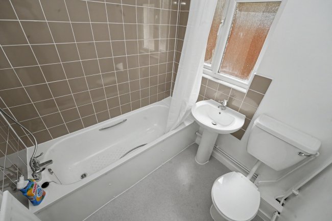 Flat A, 132 Stanstead Road, Forest Hill, London, SE23 1BX 9