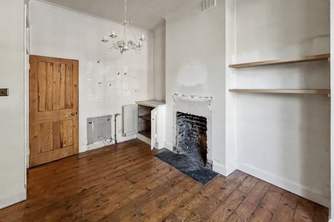 123a Boundaries Road, Balham, London, SW12 8HD 8