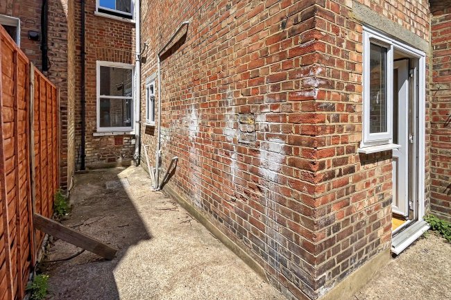 123a Boundaries Road, Balham, London, SW12 8HD 8