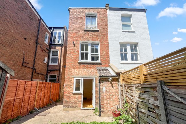 123a Boundaries Road, Balham, London, SW12 8HD 8