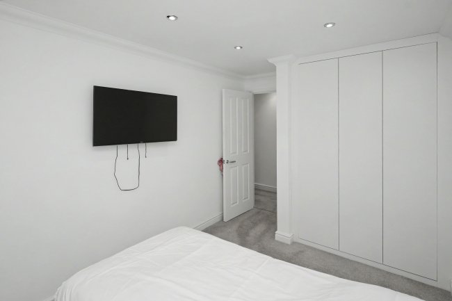 16 Sands Way, Woodford Green, IG8 8EJ 4