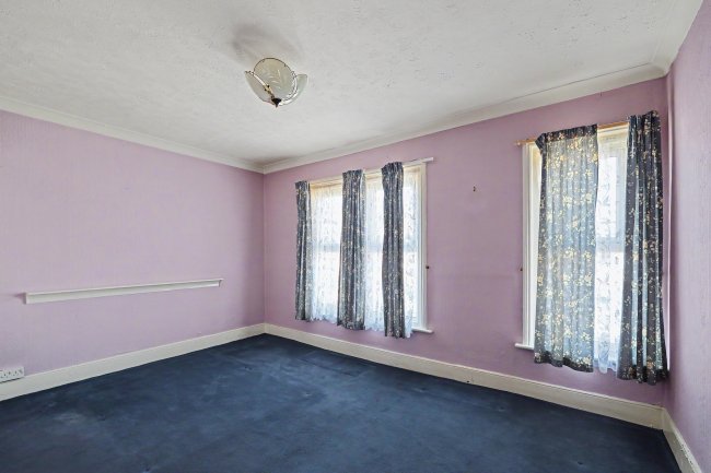 72 Milton Road, Southampton, SO15 2HR 4
