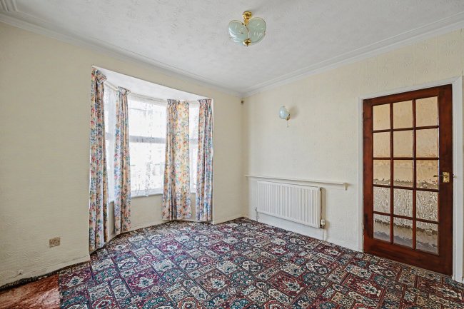 72 Milton Road, Southampton, SO15 2HR 4