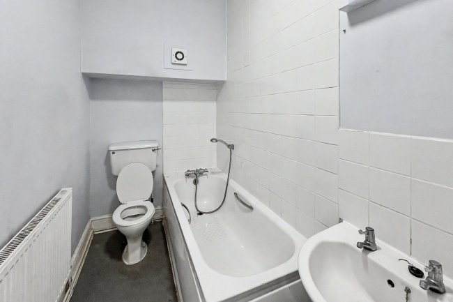 47f Ramsden Road, Balham, London, SW12 8RA 10