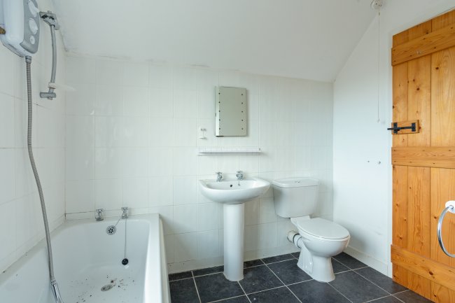 1 Church Farm Cottages, Church Farm Lane, Sidlesham, Chichester, West Sussex, PO20 7RF 2